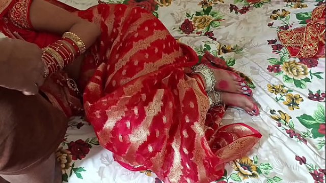 Pahli Raat Pati Ke Sath Patni Arrange Marriage Suhagrat Indian Frist Night Homemade Newly Married Couple