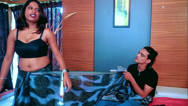 Desi Bhabhi Seduce By Her Naughty Devar In The Private Room