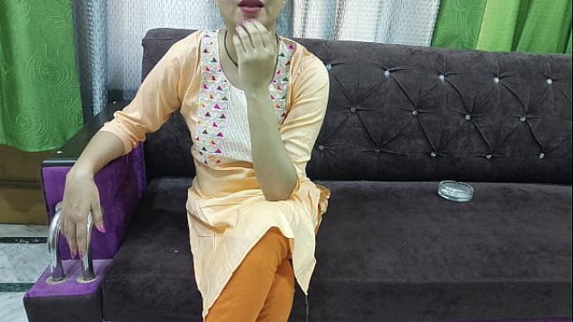 Hindi Couple Romance, Boyfriend Convinces Girlfriend To Have First Time Sex With Love, Romantic Mood, Xxx In Hindi