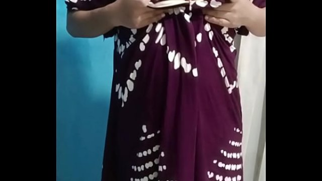 Bu Guru Cantik Masturbasi Kesepian Di Tinggal Suami Ke Luar Kota