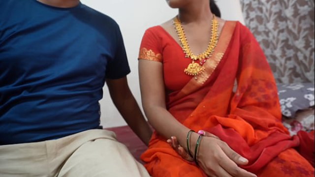 25 साल की कोमल टीचर ने अपने स्टूडेंट के साथ किया सेक्स हिंदी ऑडियो