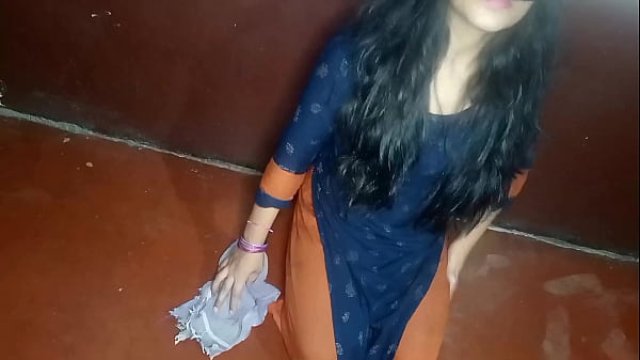 Hot Village Bhabhi Sex With Devar Ji While Cleaning Floor